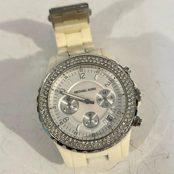 Michael Kors White Ceramic Link Dial Quartz Chronograph Watch w/Crystals - Picture 1 of 4